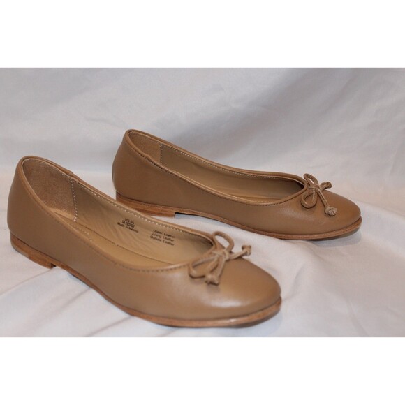 NISOLO WOMEN'S BEA LEATHER MARY JANE BALLET FLATS ALMOND SZ 7‎ NIB $138 - Picture 3 of 6
